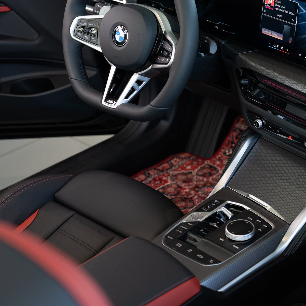 Detail view of Orient Rubin